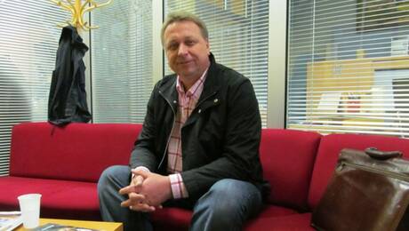 Rozhovor v ČRo: My děláme do alternativy a ne do atomu, říká první výrobce vakuových trubicových kolektorů v ČR