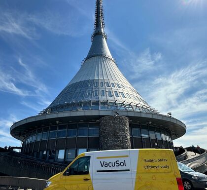 Zastávka na Ještědu, aneb VacuSol na pracovní cestě | Zastávka na Ještědu, aneb VacuSol na pracovní cestě