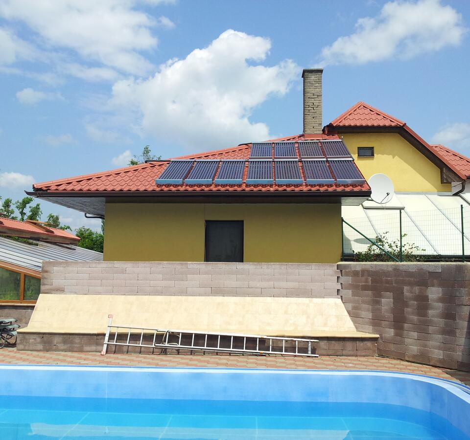 Solární ohřev bazénu a vody v bazénu
