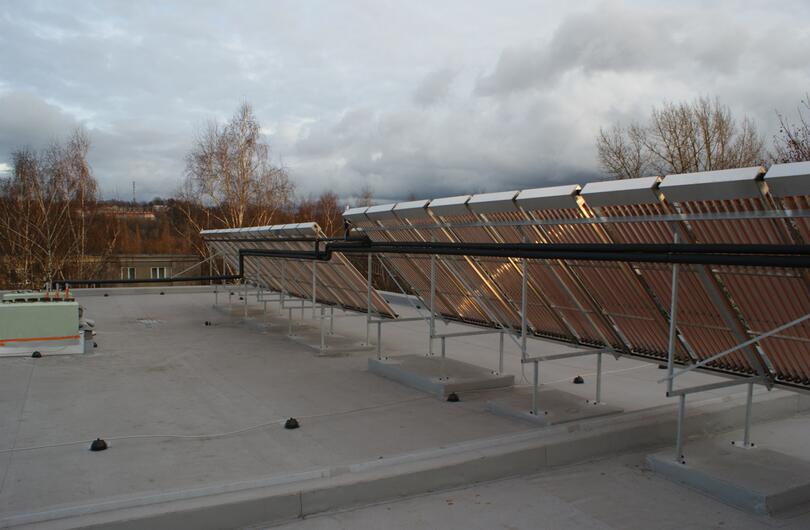 Reference: Solární systém pro bytový dům na ohřev užitkové vody 