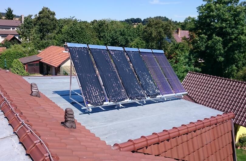 Reference: Solární systém s pěti kolektory na ohřev vody a přitápění v obci Rovečné 
