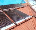 Reference: Sestava solárních kolektorů na ohřev vody do domu a bazénu 