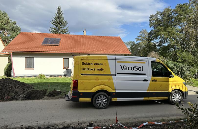 Reference: Sluneční ohřev užitkové vody 250l pro mladou rodinu 