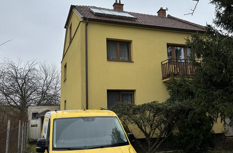 Reference: Ohřev užitkové vody a dopomoc k vytápění pro dvougenerační dům u Brna 