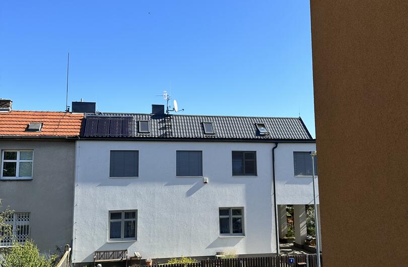 Reference: Příprava teplé vody solárními kolektory pro vícegenerační dům v Praze 