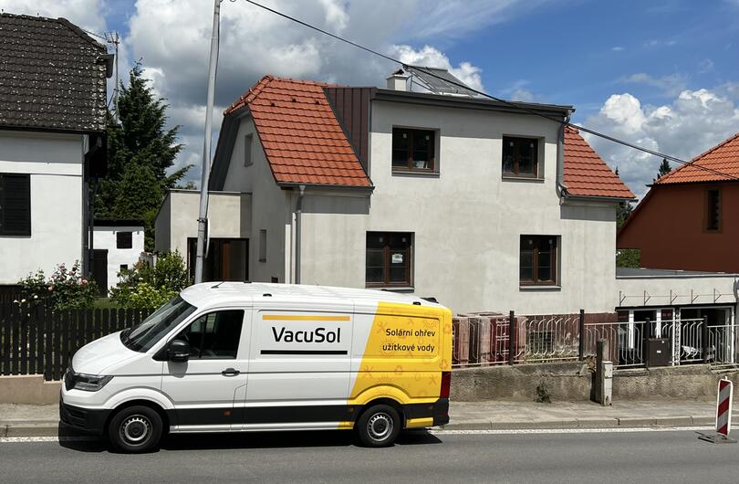 Reference: Ohřev TUV pomocí slunečních kolektorů pro menší píseckou domácnost 