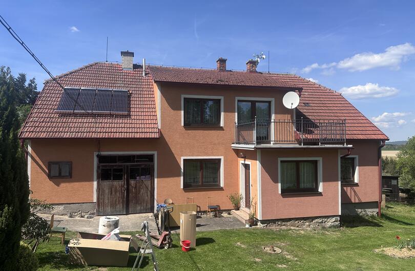 Reference: Ohřev TUV + drobná dopomoc přitápění 